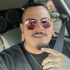 Meet your Posher, Noel